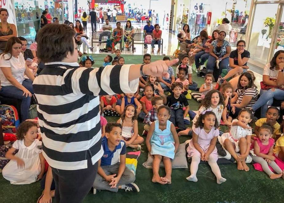 31113831_662139350784085_4968784245797823335_n